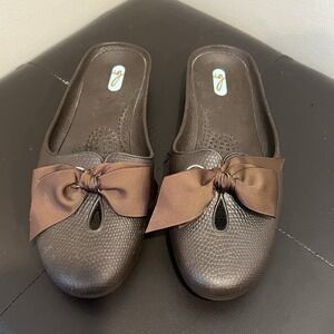 Oka-B Brown Slip‎ On Mules with Bow Detail Womens L (10-11) Casual Comfort